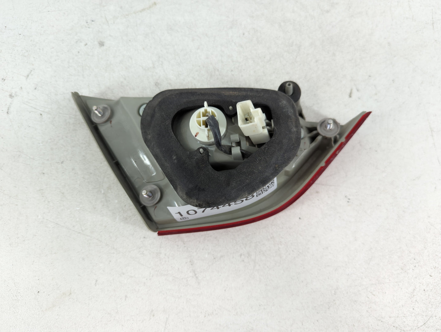 2011-2014 Hyundai Sonata Tail Light Assembly Driver Left OEM Fits Fits 2011 2012 2013 2014 OEM Used Auto Parts - Oemusedauto