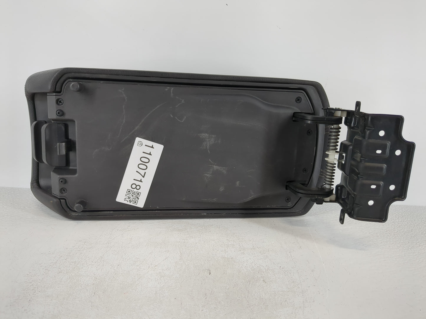2011-2014 Hyundai Sonata Center Console Armrest Cover Lid Fits Fits 2011 2012 2013 2014 OEM Used Auto Parts - Oemusedautopar