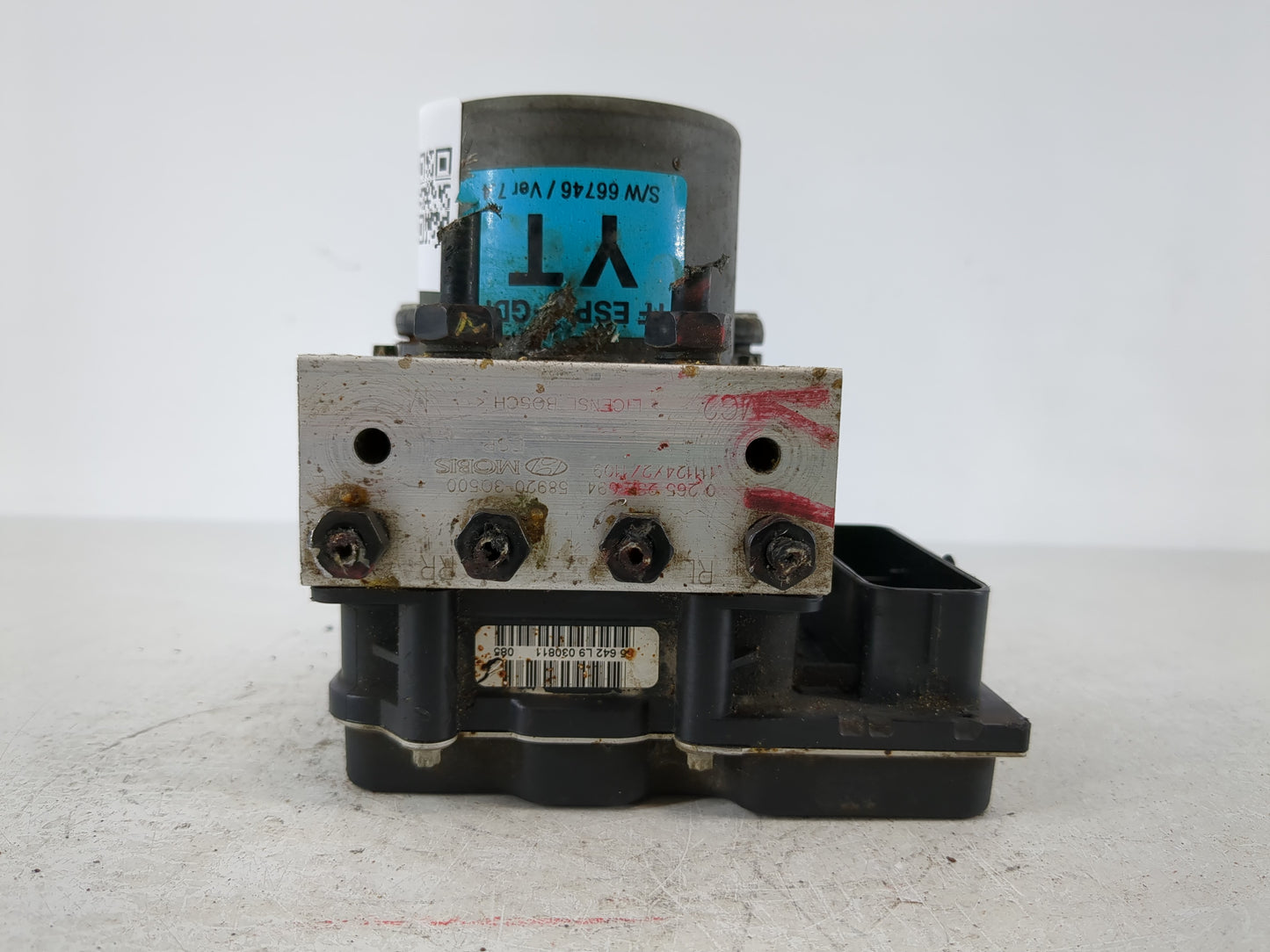 2011-2013 Hyundai Sonata ABS Pump Control Module Replacement P/N:58920-3Q500 Fits Fits 2011 2012 2013 OEM Used Auto Parts - 