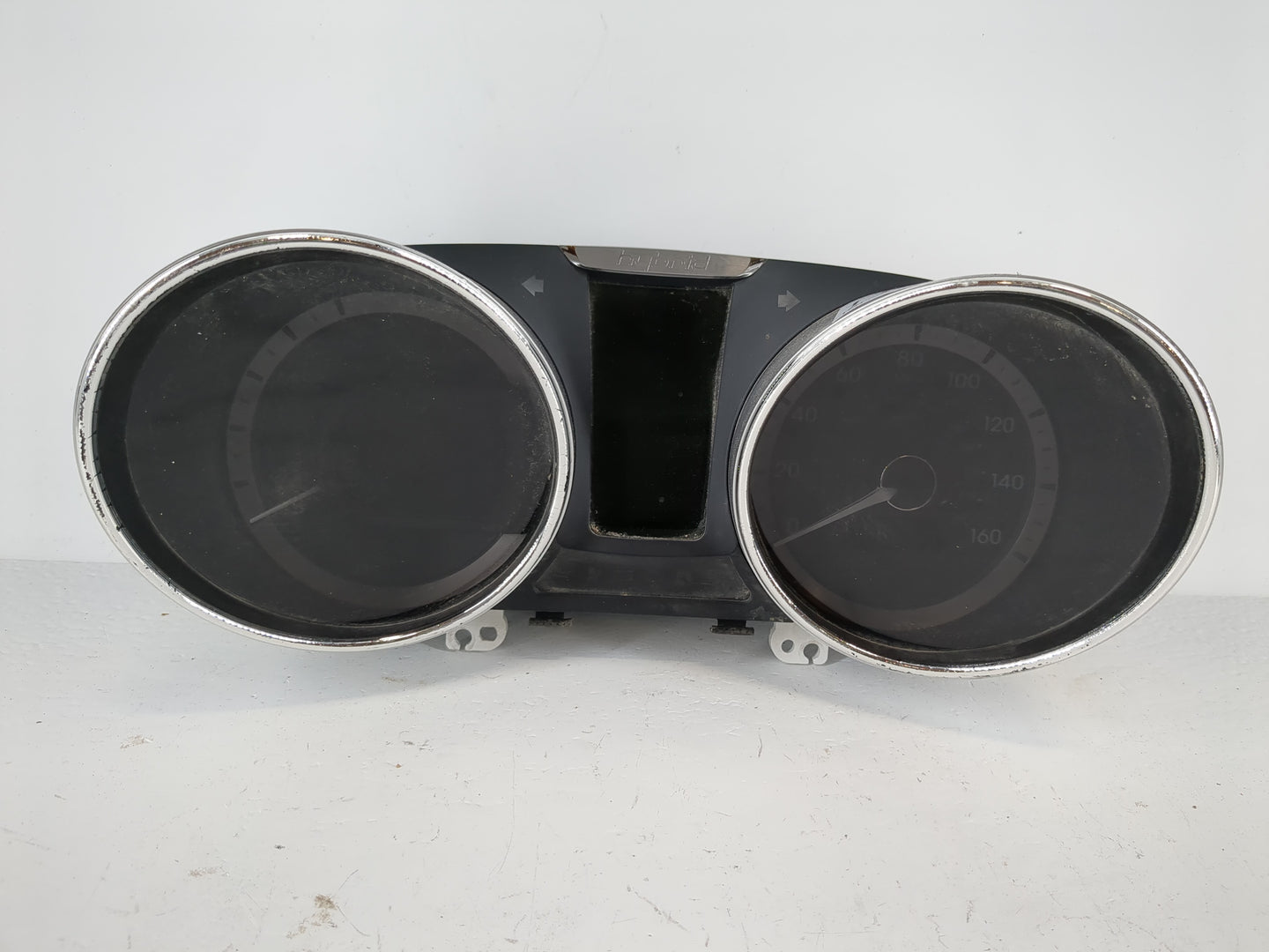 2011-2012 Hyundai Sonata Instrument Cluster Speedometer Gauges P/N:94001-4R002 Fits Fits 2011 2012 OEM Used Auto Parts - Oem