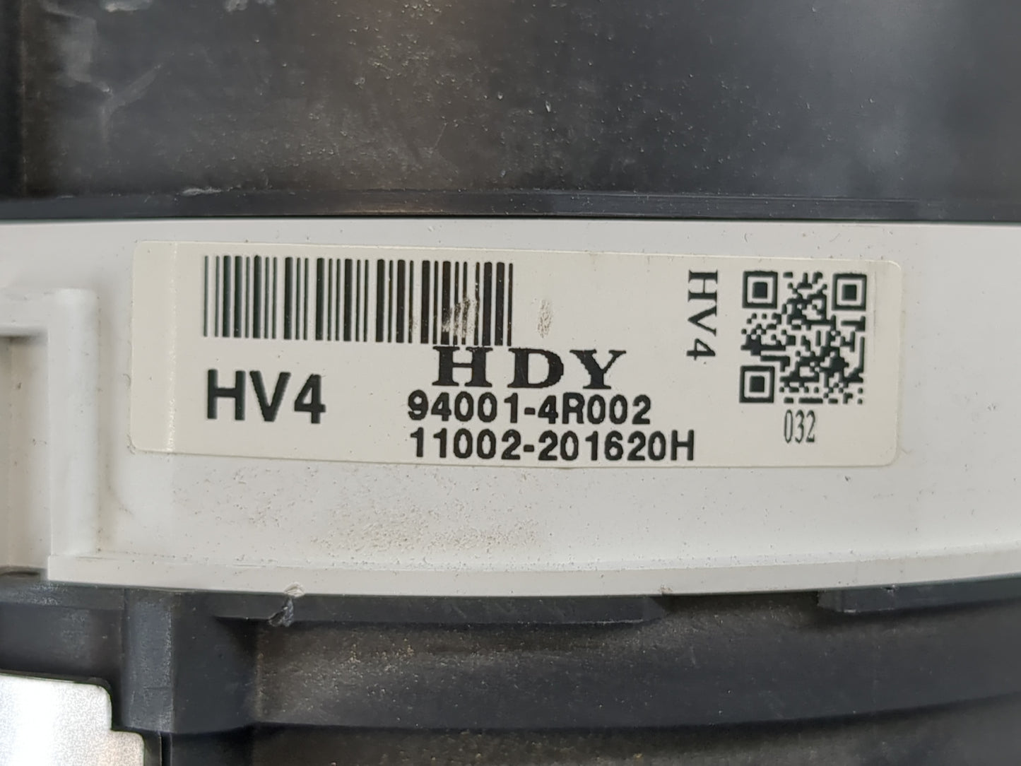 2011-2012 Hyundai Sonata Instrument Cluster Speedometer Gauges P/N:94001-4R002 Fits Fits 2011 2012 OEM Used Auto Parts - Oem