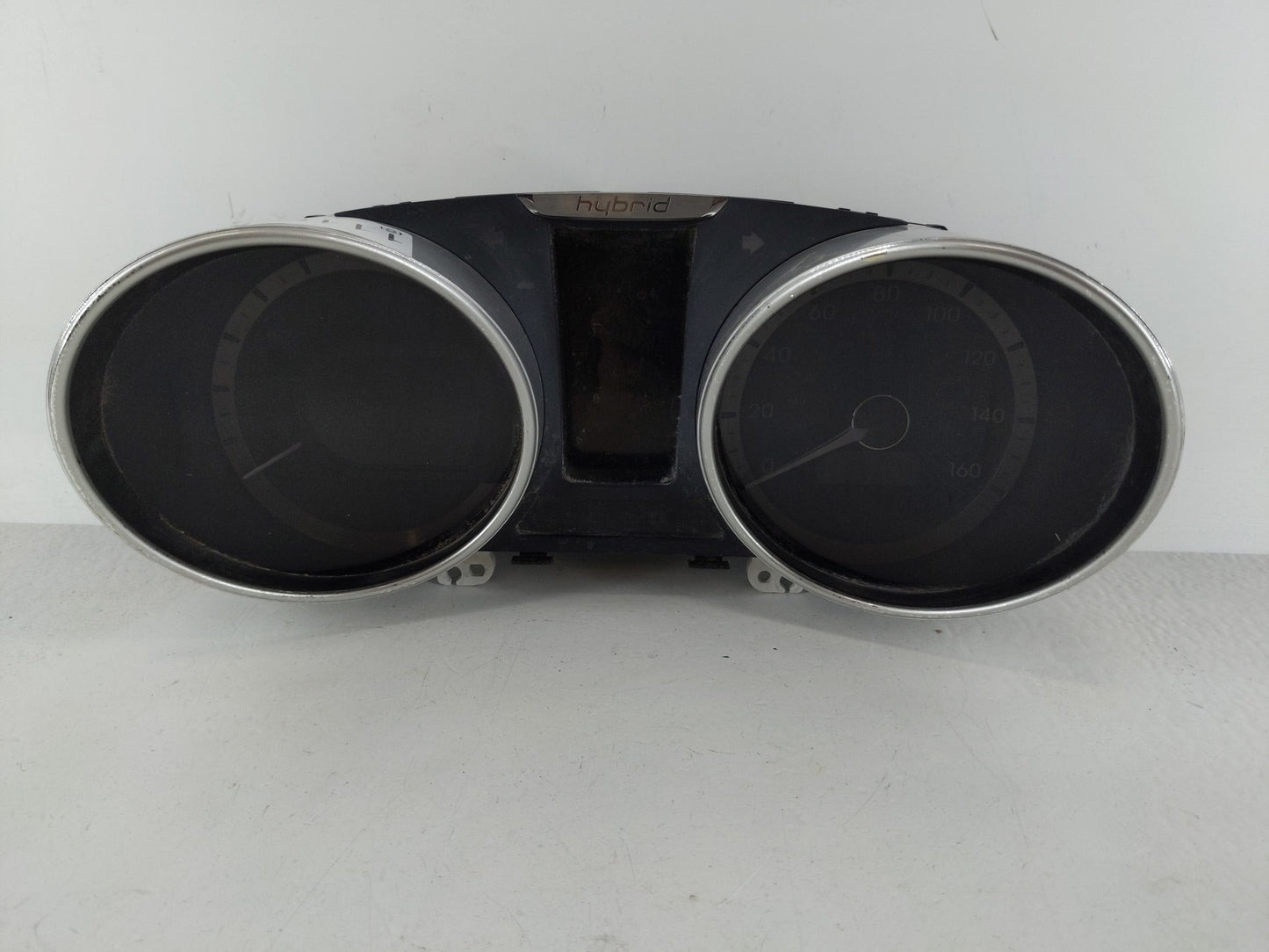 2011-2012 Hyundai Sonata Instrument Cluster Speedometer Gauges P/N:94001-4R002 Fits Fits 2011 2012 OEM Used Auto Parts - Oem