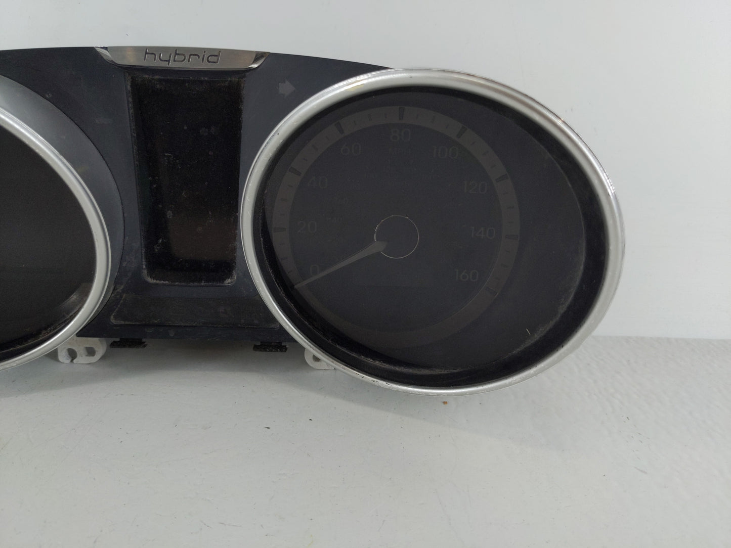 2011-2012 Hyundai Sonata Instrument Cluster Speedometer Gauges P/N:94001-4R002 Fits Fits 2011 2012 OEM Used Auto Parts - Oem