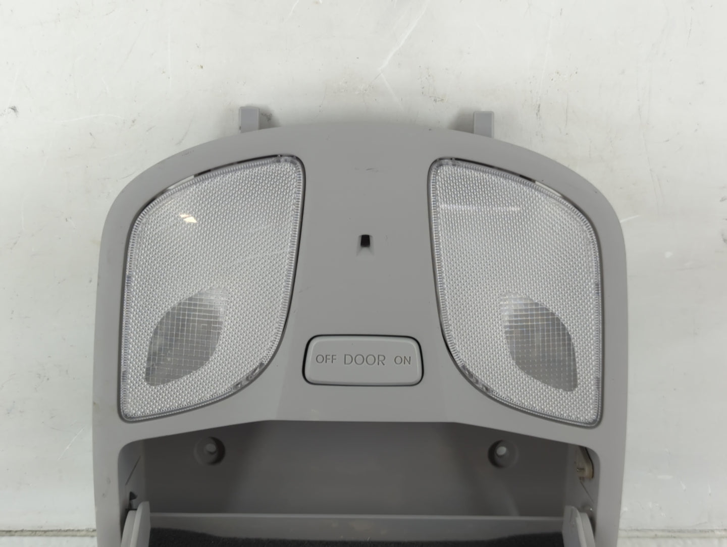 2012 Hyundai Sonata Overhead Roof Console - Oemusedautoparts1.com