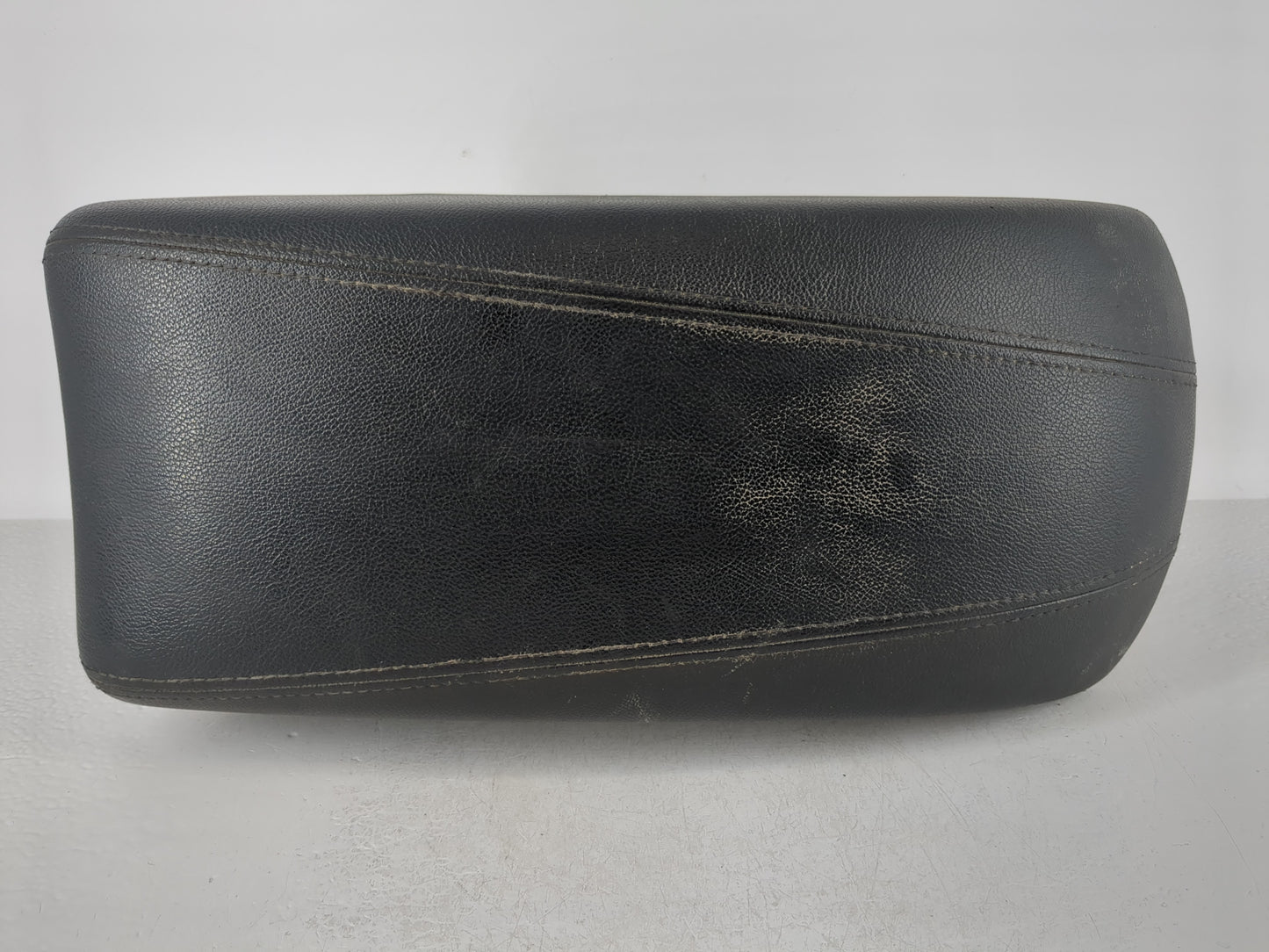 2011-2014 Hyundai Sonata Center Console Armrest Cover Lid Fits Fits 2011 2012 2013 2014 OEM Used Auto Parts - Oemusedautopar