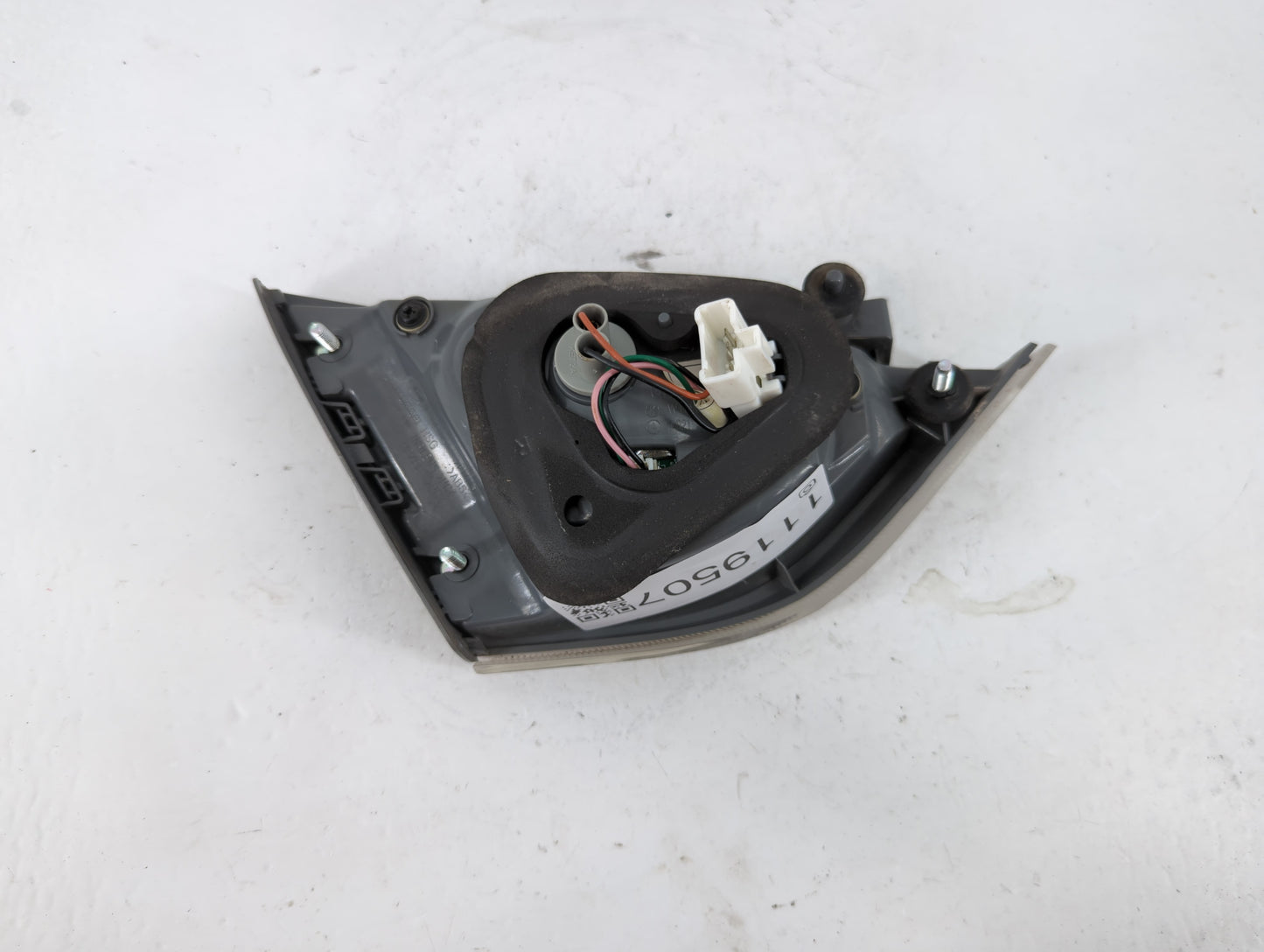 2011-2014 Hyundai Sonata Tail Light Assembly Passenger Right OEM P/N:92404-3S2 Fits Fits 2011 2012 2013 2014 OEM Used Auto P