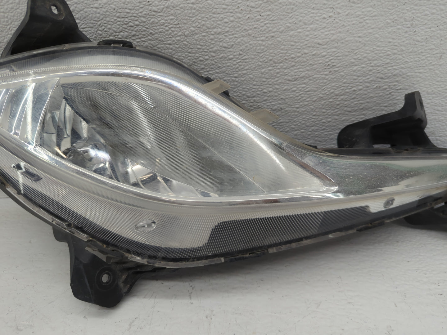 2011-2014 Hyundai Sonata Passenger Right Oem Head Light Headlight Lamp - Oemusedautoparts1.com