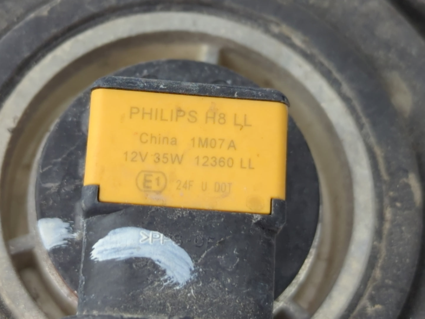 2011-2014 Hyundai Sonata Passenger Right Oem Head Light Headlight Lamp - Oemusedautoparts1.com