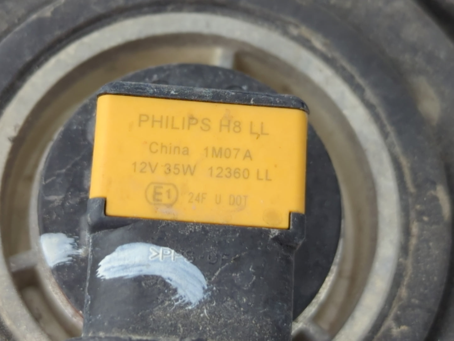 2011-2014 Hyundai Sonata Passenger Right Oem Head Light Headlight Lamp - Oemusedautoparts1.com