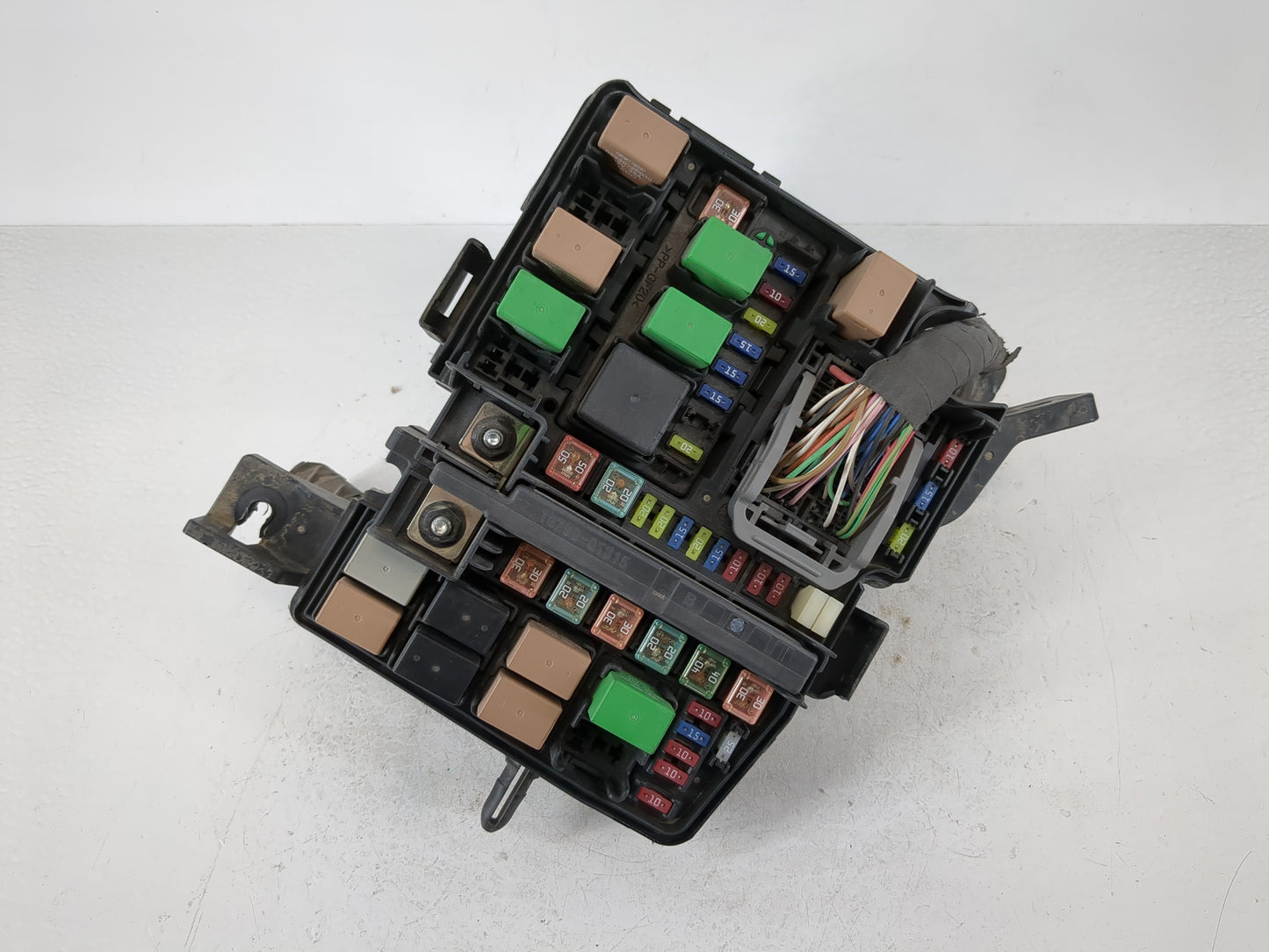 2011-2012 Hyundai Sonata Fusebox Fuse Box Panel Relay Module P/N:91200-4R014 Fits Fits 2011 2012 OEM Used Auto Parts - Oemus