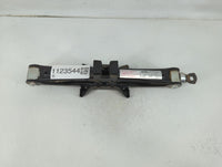 2012 Hyundai Sonata Spare Scissor Car Jack 1123544 - Oemusedautoparts1.com