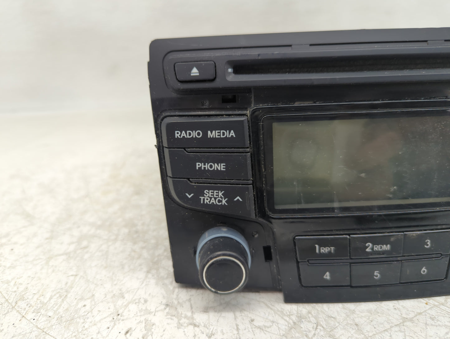 2012-2015 Hyundai Sonata Radio AM FM Cd Player Receiver Replacement P/N:96180-3Q600 Fits Fits 2012 2013 2014 2015 OEM Used A