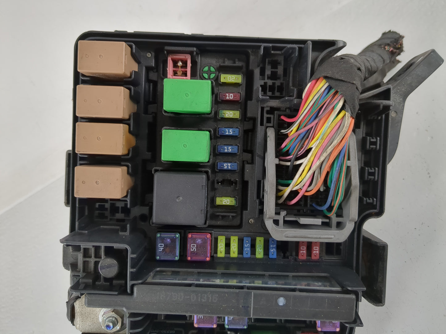 2011-2014 Hyundai Sonata Fusebox Fuse Box Panel Relay Module P/N:91950-3S711 Fits Fits 2011 2012 2013 2014 OEM Used Auto Par