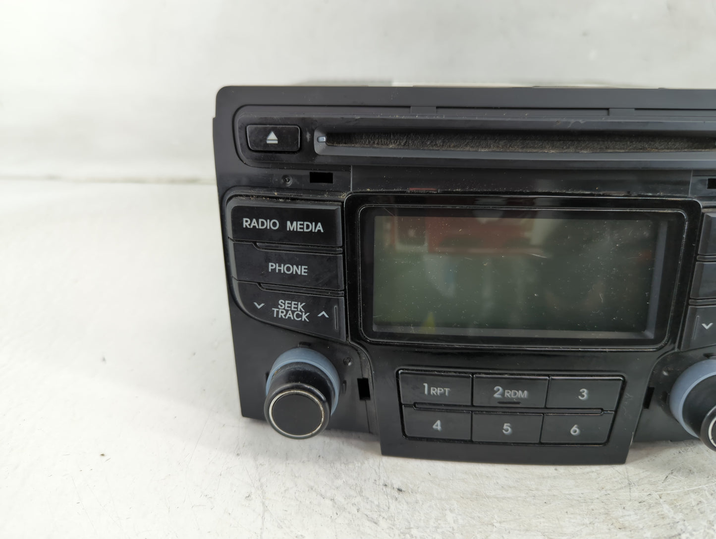 2012-2015 Hyundai Sonata Radio AM FM Cd Player Receiver Replacement P/N:96180-3Q600 Fits Fits 2012 2013 2014 2015 OEM Used A