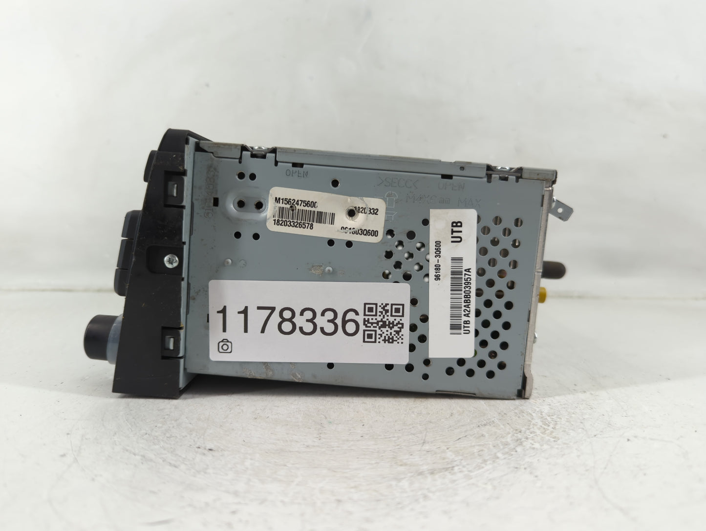 2012-2015 Hyundai Sonata Radio AM FM Cd Player Receiver Replacement P/N:96180-3Q600 Fits Fits 2012 2013 2014 2015 OEM Used A