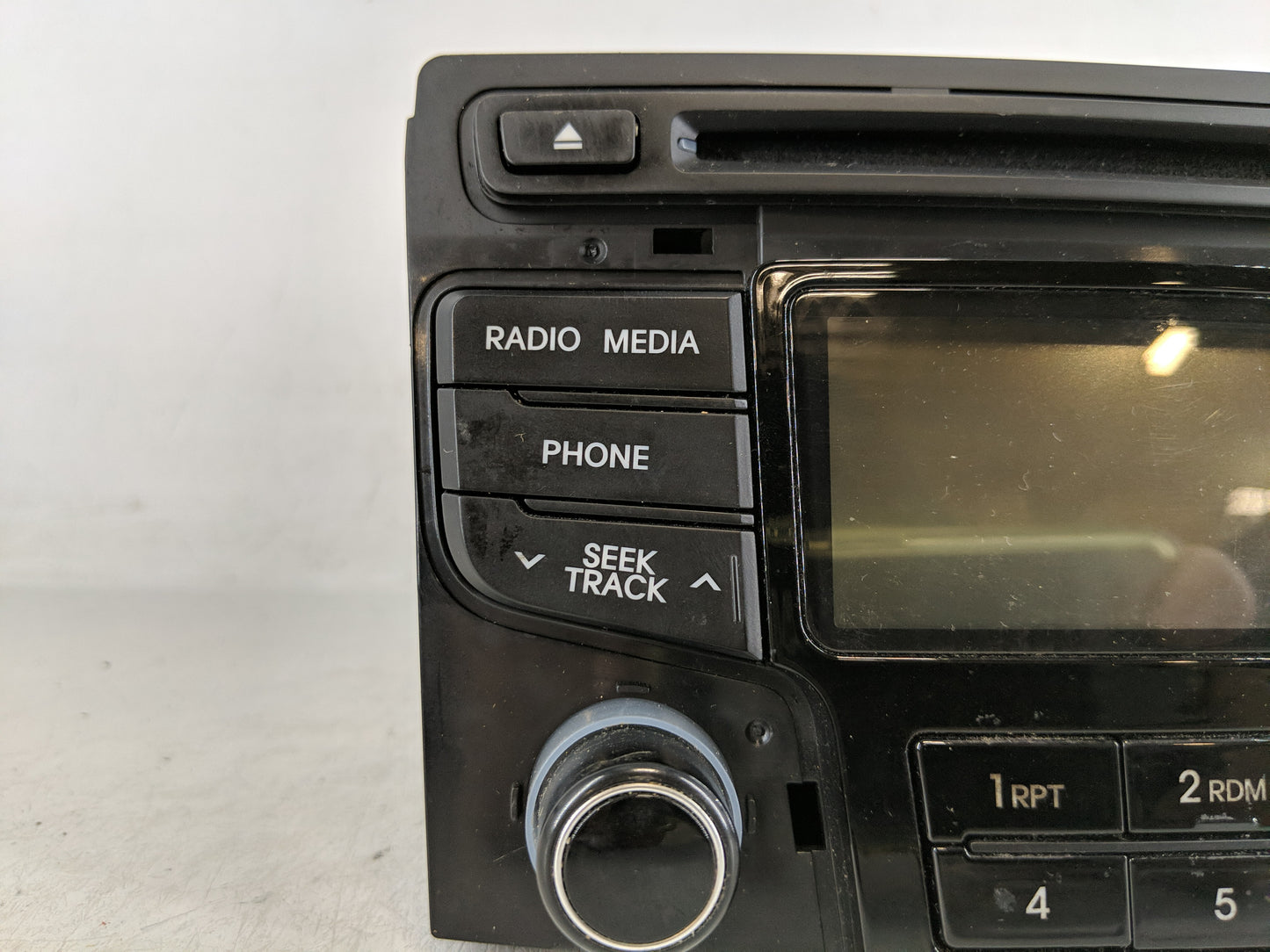 2012-2015 Hyundai Sonata Radio AM FM Cd Player Receiver Replacement P/N:96180-3Q600 Fits Fits 2012 2013 2014 2015 OEM Used A