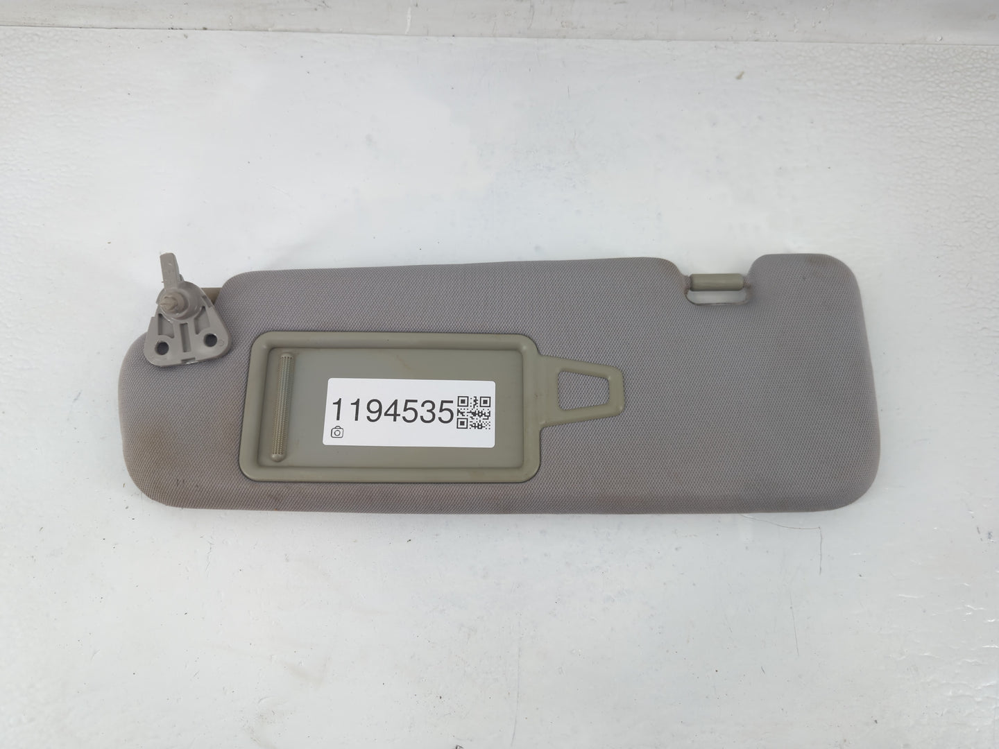 2011-2015 Hyundai Sonata Sun Visor Shade Replacement Driver Left Mirror Fits Fits 2011 2012 2013 2014 2015 OEM Used Auto Par