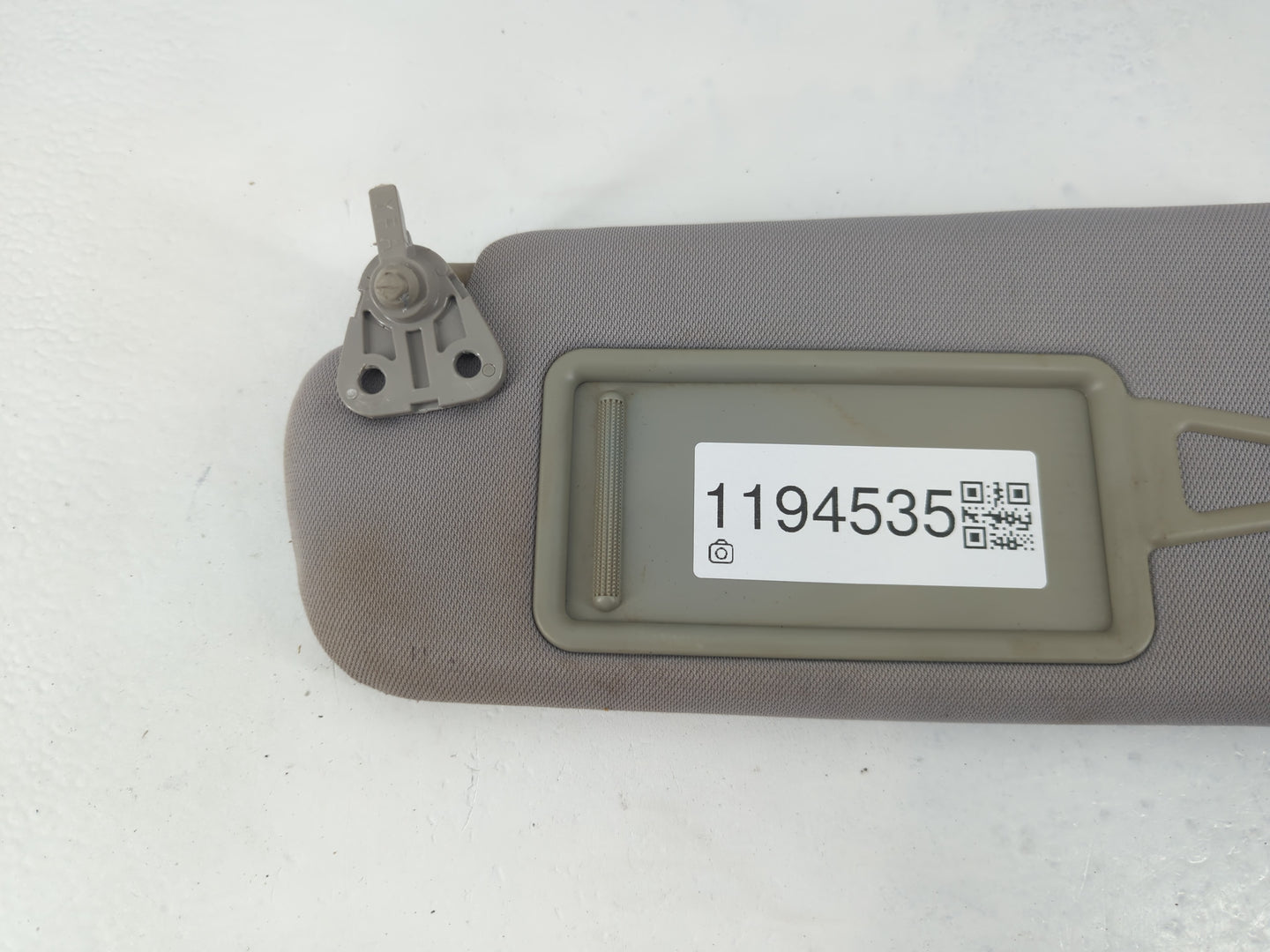 2011-2015 Hyundai Sonata Sun Visor Shade Replacement Driver Left Mirror Fits Fits 2011 2012 2013 2014 2015 OEM Used Auto Par