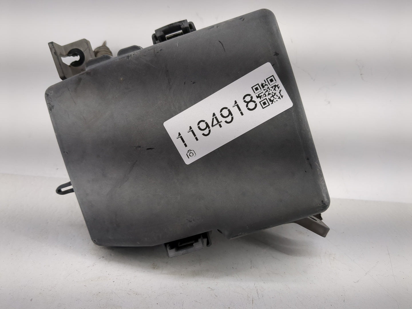 2011-2012 Hyundai Sonata Fusebox Fuse Box Panel Relay Module P/N:91200-4R015 Fits Fits 2011 2012 OEM Used Auto Parts - Oemus