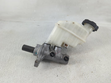 2011-2014 Hyundai Sonata Brake Master Cylinder - Oemusedautoparts1.com