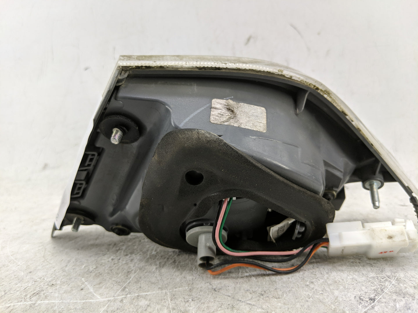 2011-2015 Hyundai Sonata Tail Light Assembly Driver Left OEM P/N:92402-3S2 Fits Fits 2011 2012 2013 2014 2015 OEM Used Auto 