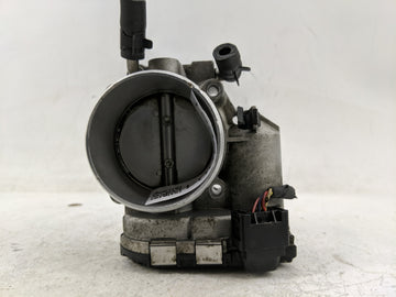 2011-2014 Hyundai Sonata Throttle Body P/N:35100-2G700 Fits Fits 2011 2012 2013 2014 2015 2016 OEM Used Auto Parts - Oemused
