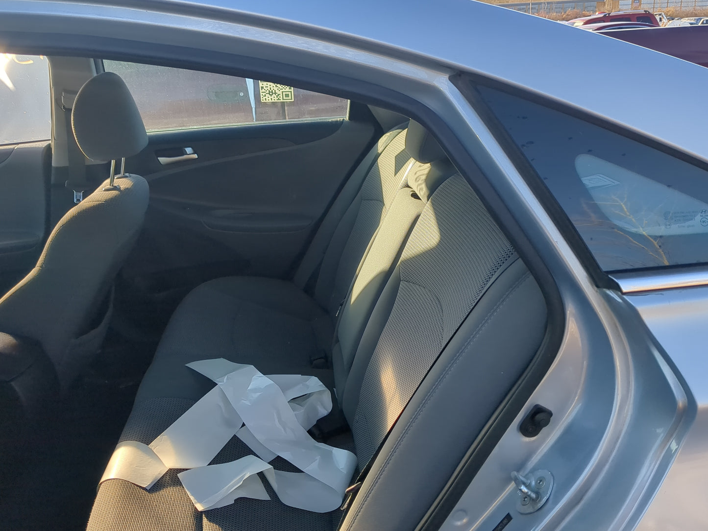 2012 Hyundai Sonata Rear Seat Oem 1234856 - Oemusedautoparts1.com