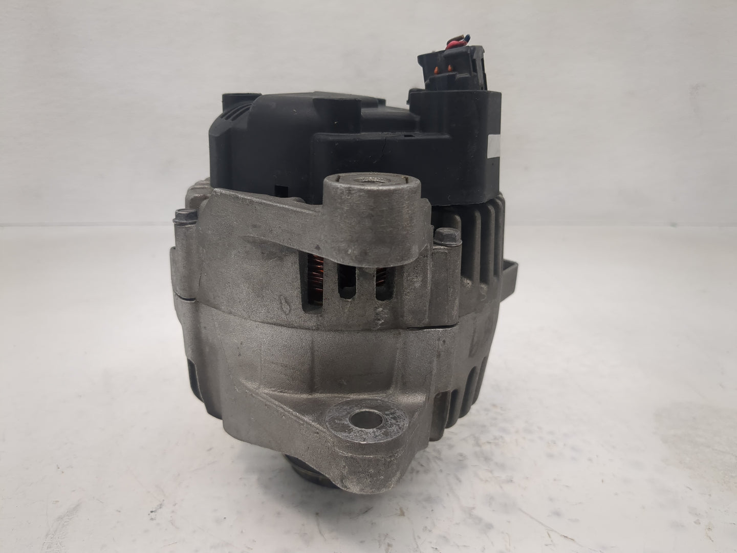 2011-2013 Hyundai Sonata Alternator Replacement Generator Charging Assembly Engine OEM P/N:2606184 B 37300-2G150 Fits OEM Us