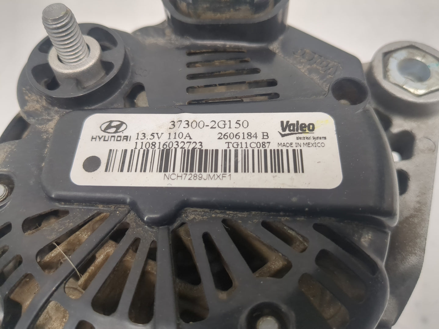 2011-2013 Hyundai Sonata Alternator Replacement Generator Charging Assembly Engine OEM P/N:2606184 B 37300-2G150 Fits OEM Us