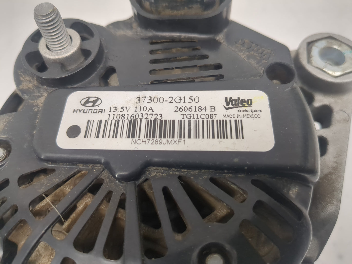 2011-2013 Hyundai Sonata Alternator Replacement Generator Charging Assembly Engine OEM P/N:2606184 B 37300-2G150 Fits OEM Us