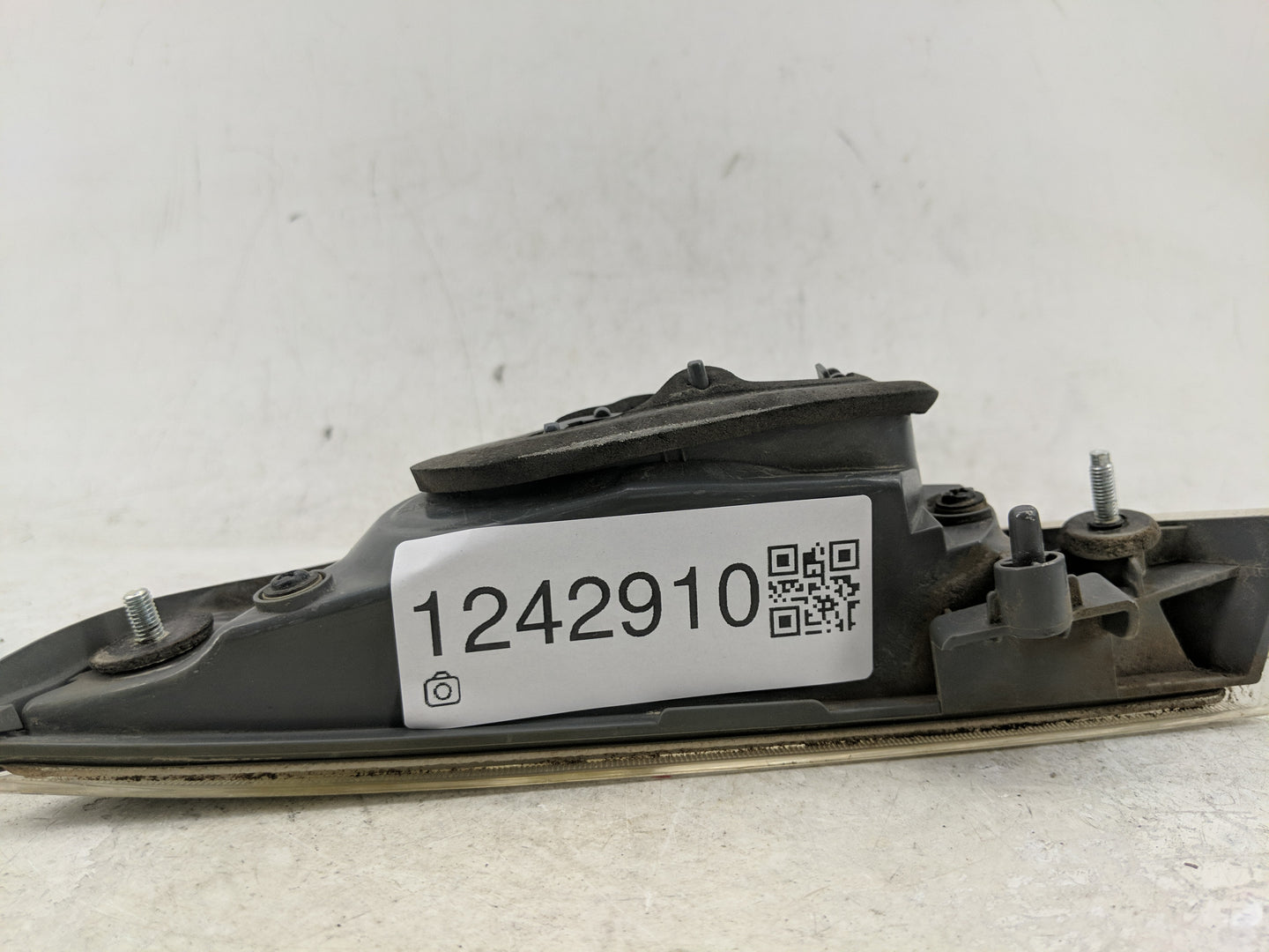 2011-2015 Hyundai Sonata Tail Light Assembly Passenger Right OEM Fits Fits 2011 2012 2013 2014 2015 OEM Used Auto Parts - Oe