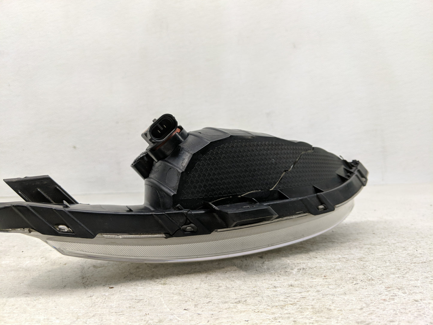 2011-2013 Hyundai Sonata Passenger Right Oem Front Light Lamp - Oemusedautoparts1.com