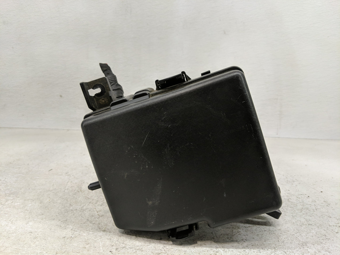 2011-2014 Hyundai Sonata Fusebox Fuse Box Panel Relay Module P/N:91950-3S740 Fits Fits 2011 2012 2013 2014 OEM Used Auto Par