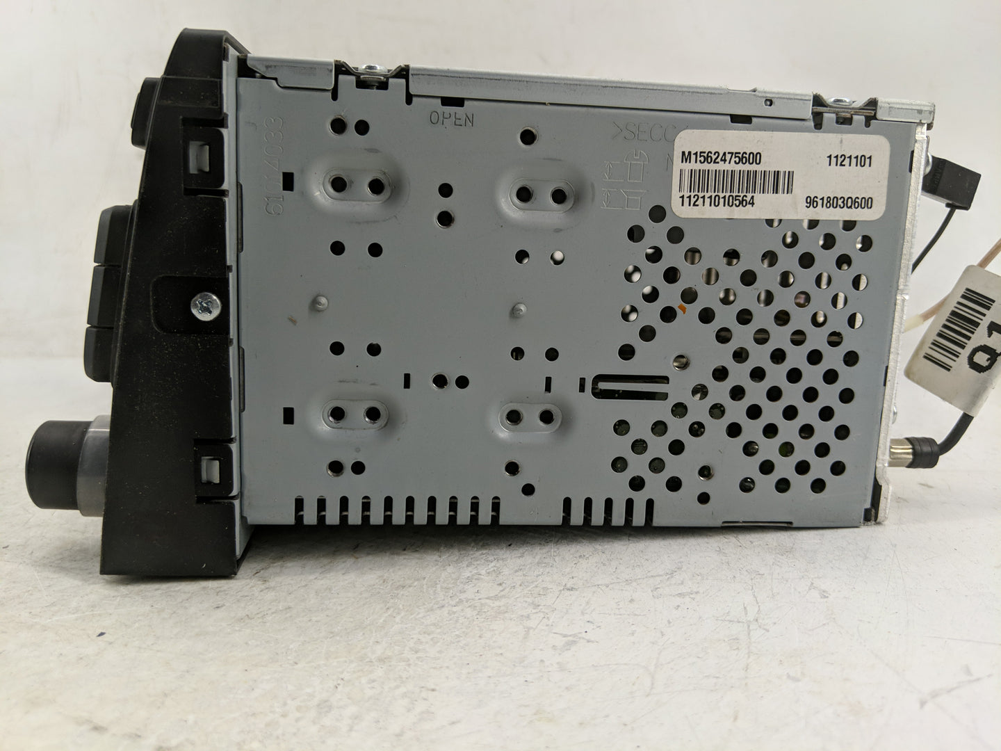 2012-2015 Hyundai Sonata Radio AM FM Cd Player Receiver Replacement P/N:96180-3Q600 Fits Fits 2012 2013 2014 2015 OEM Used A