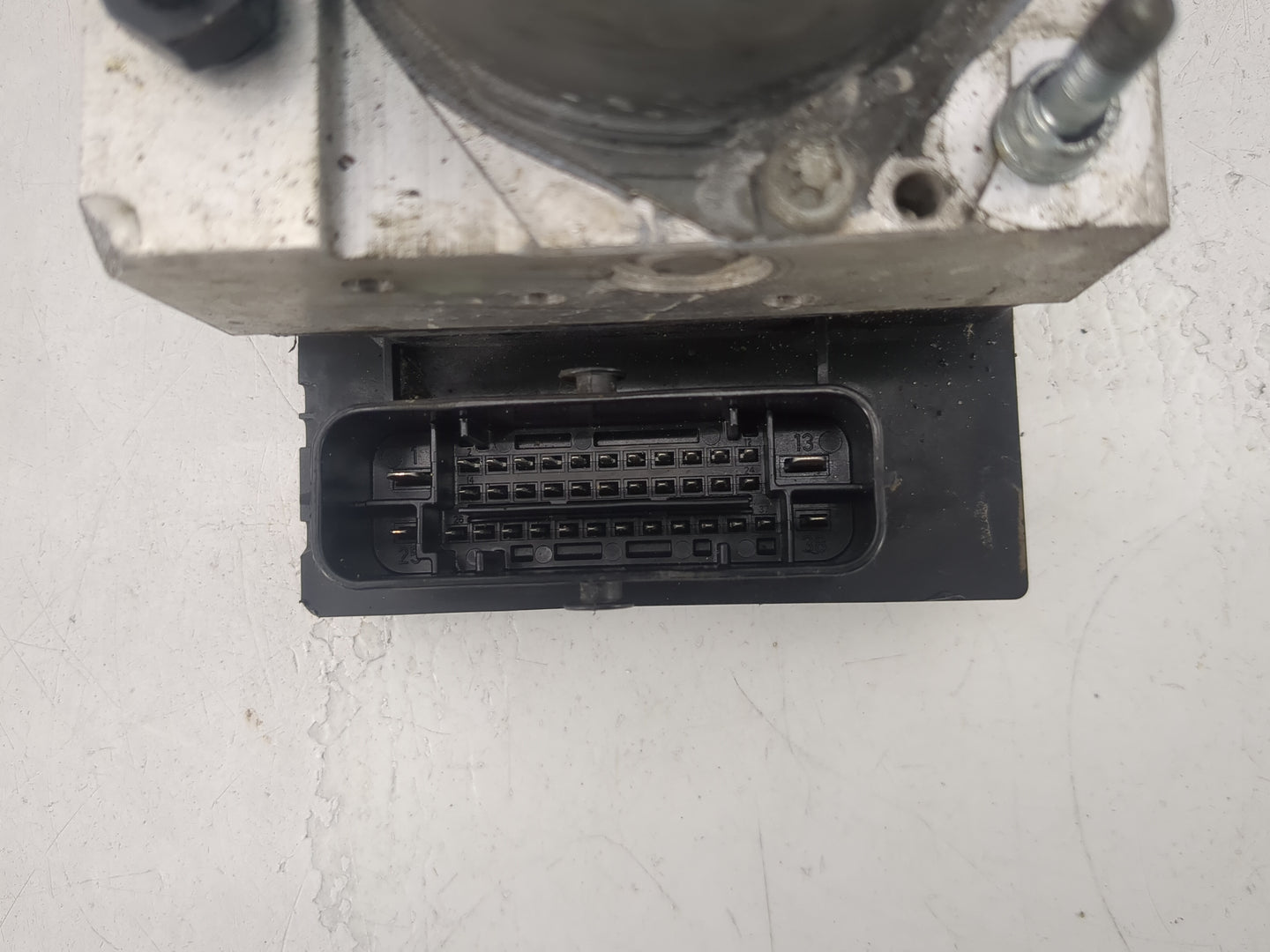 2011-2013 Hyundai Sonata ABS Pump Control Module Replacement P/N:0 265 951 747 58920-30500, 0 265 238 094 Fits Fits 2011 201