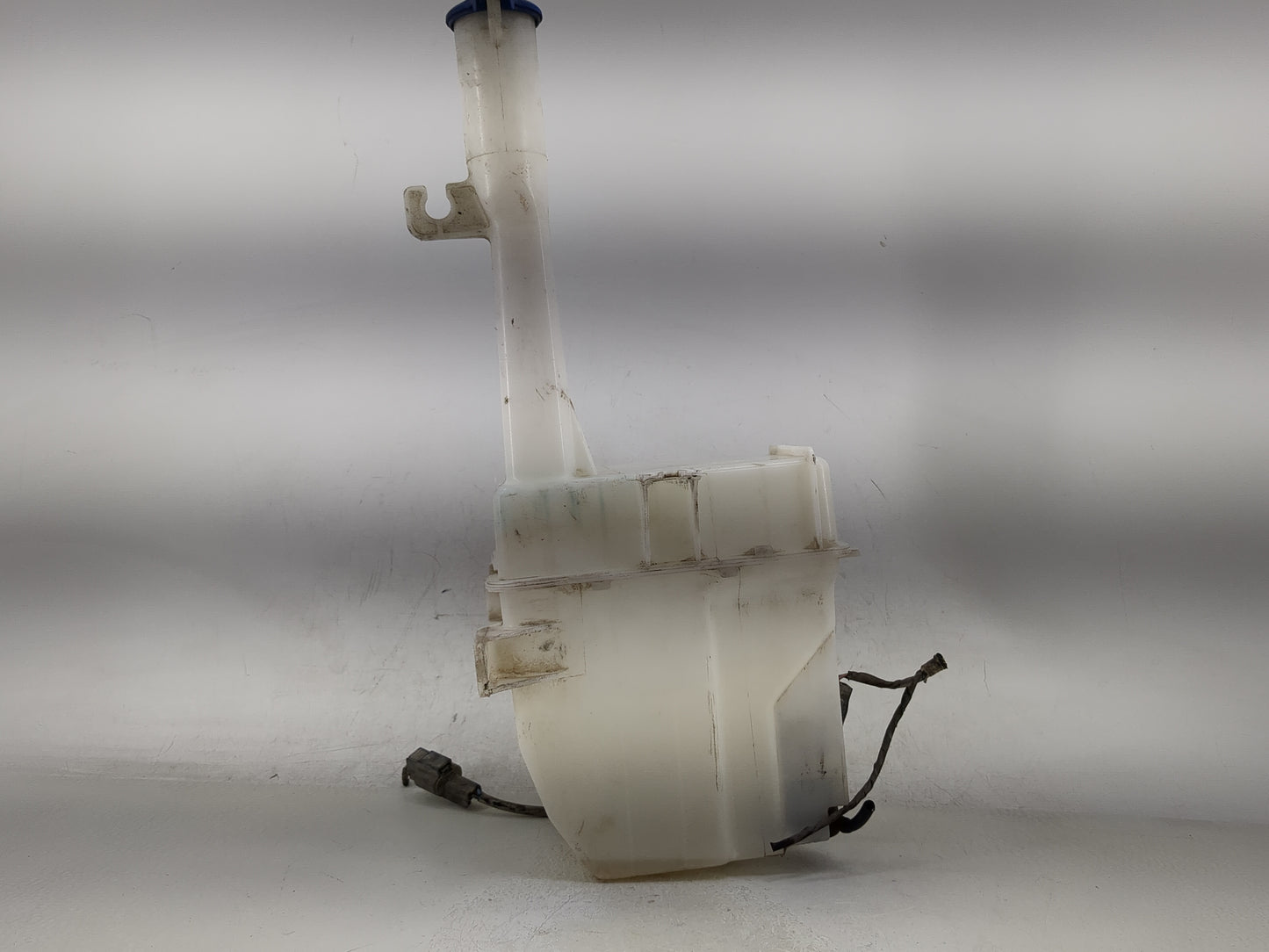 2011-2015 Hyundai Sonata Windshield Washer Fluid Reservoir Bottle Oem - Oemusedautoparts1.com