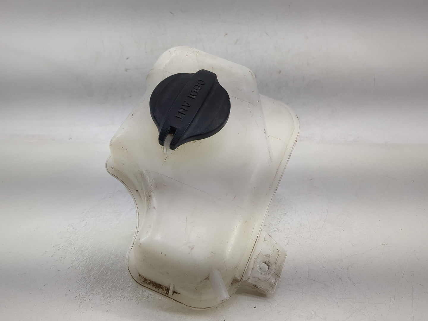 2011-2015 Hyundai Sonata Windshield Washer Fluid Reservoir Bottle Oem - Oemusedautoparts1.com