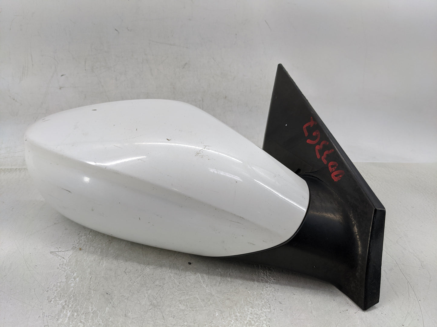 2011-2014 Hyundai Sonata Passenger Side View Mirror - Right Door Mirror OEM Used - Oemusedautoparts1.com