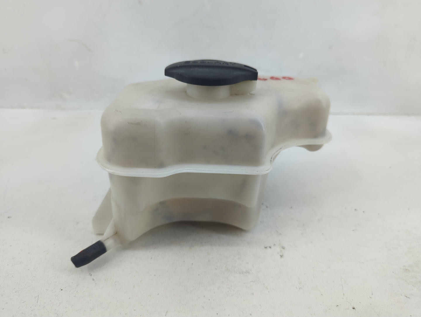 2011-2015 Hyundai Sonata Windshield Washer Fluid Reservoir Bottle Oem - Oemusedautoparts1.com