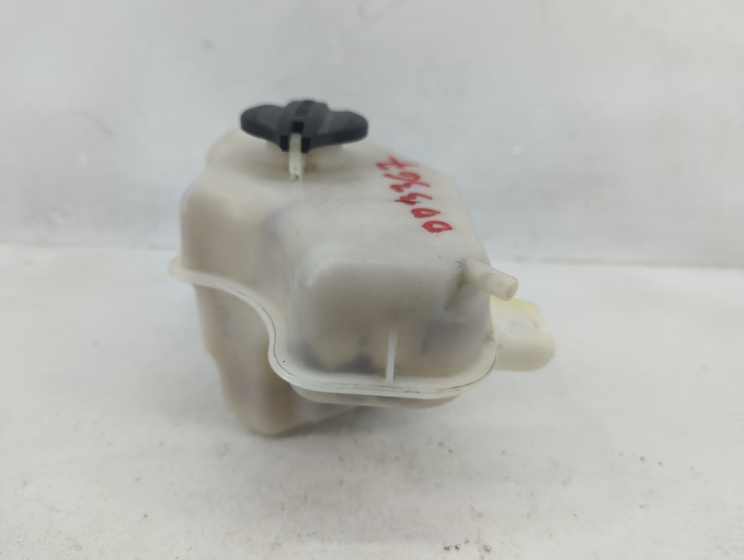 2011-2015 Hyundai Sonata Windshield Washer Fluid Reservoir Bottle Oem - Oemusedautoparts1.com