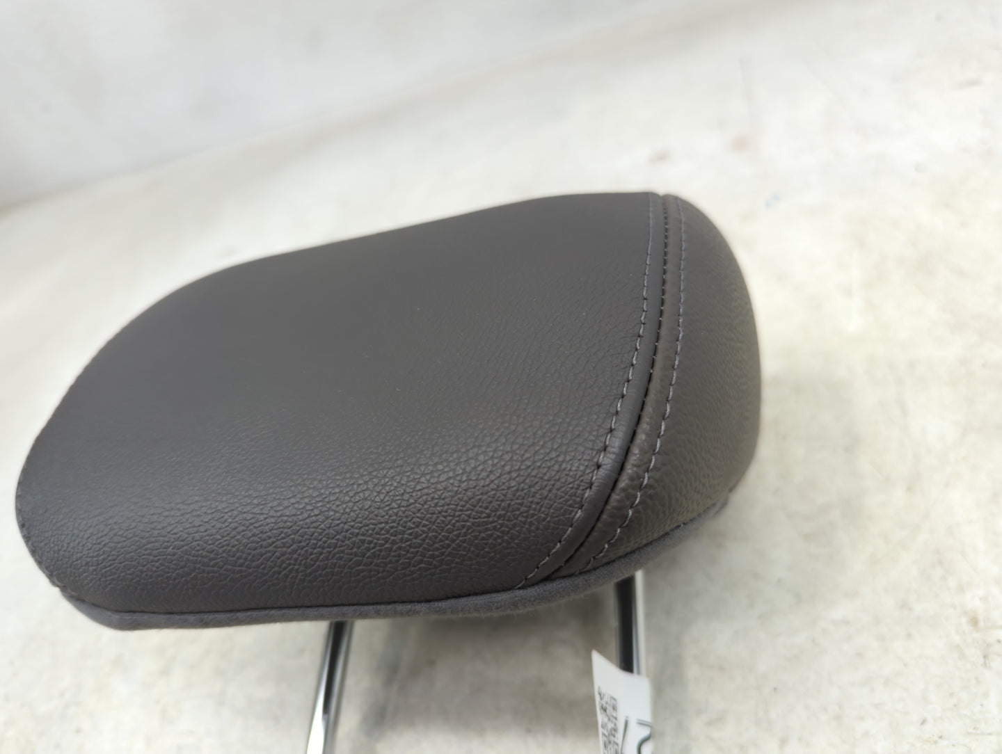 2011-2012 Hyundai Sonata Headrest Head Rest Rear Seat Fits Fits 2011 2012 OEM Used Auto Parts - Oemusedautoparts1.com