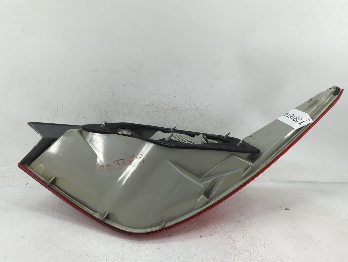 2011-2014 Hyundai Sonata Tail Light Assembly Driver Left OEM Fits Fits 2011 2012 2013 2014 OEM Used Auto Parts - Oemusedauto