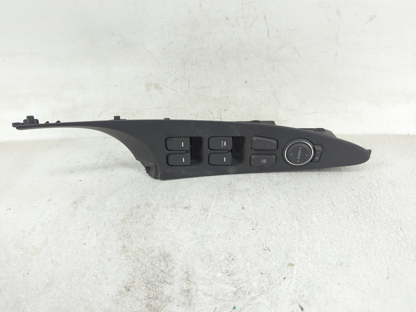 2011-2015 Hyundai Sonata Master Power Window Switch Replacement Driver Side Left P/N:M0510-3Q100RAS Fits OEM Used Auto Parts