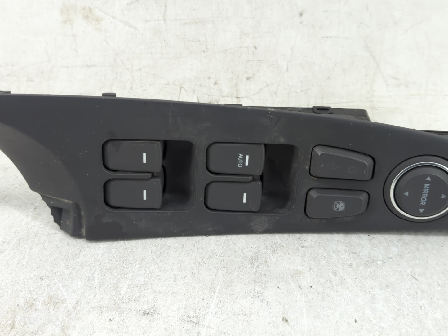 2011-2015 Hyundai Sonata Master Power Window Switch Replacement Driver Side Left P/N:M0510-3Q100RAS Fits OEM Used Auto Parts