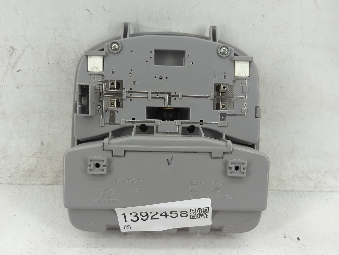 2011-2015 Hyundai Sonata Overhead Roof Console 1392458 - Oemusedautoparts1.com