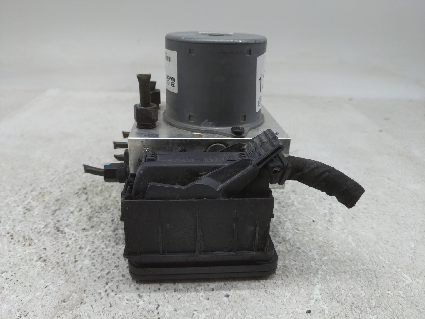 2011-2012 Hyundai Sonata ABS Pump Control Module Replacement P/N:58920-AR000 Fits Fits 2011 2012 OEM Used Auto Parts - Oemus