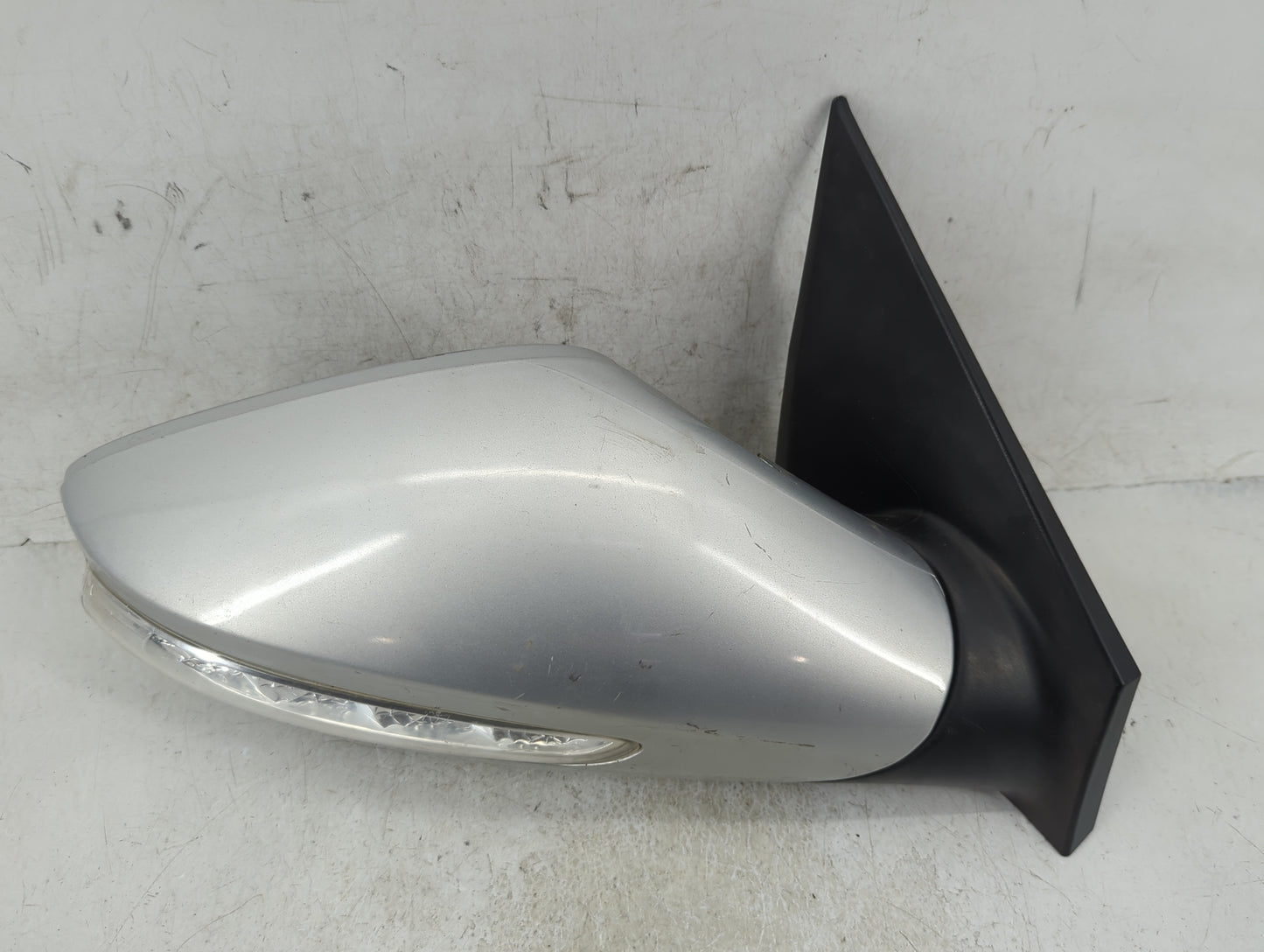 2011-2015 Hyundai Sonata Passenger Side View Mirror - Right Door Mirror OEM Used - Oemusedautoparts1.com