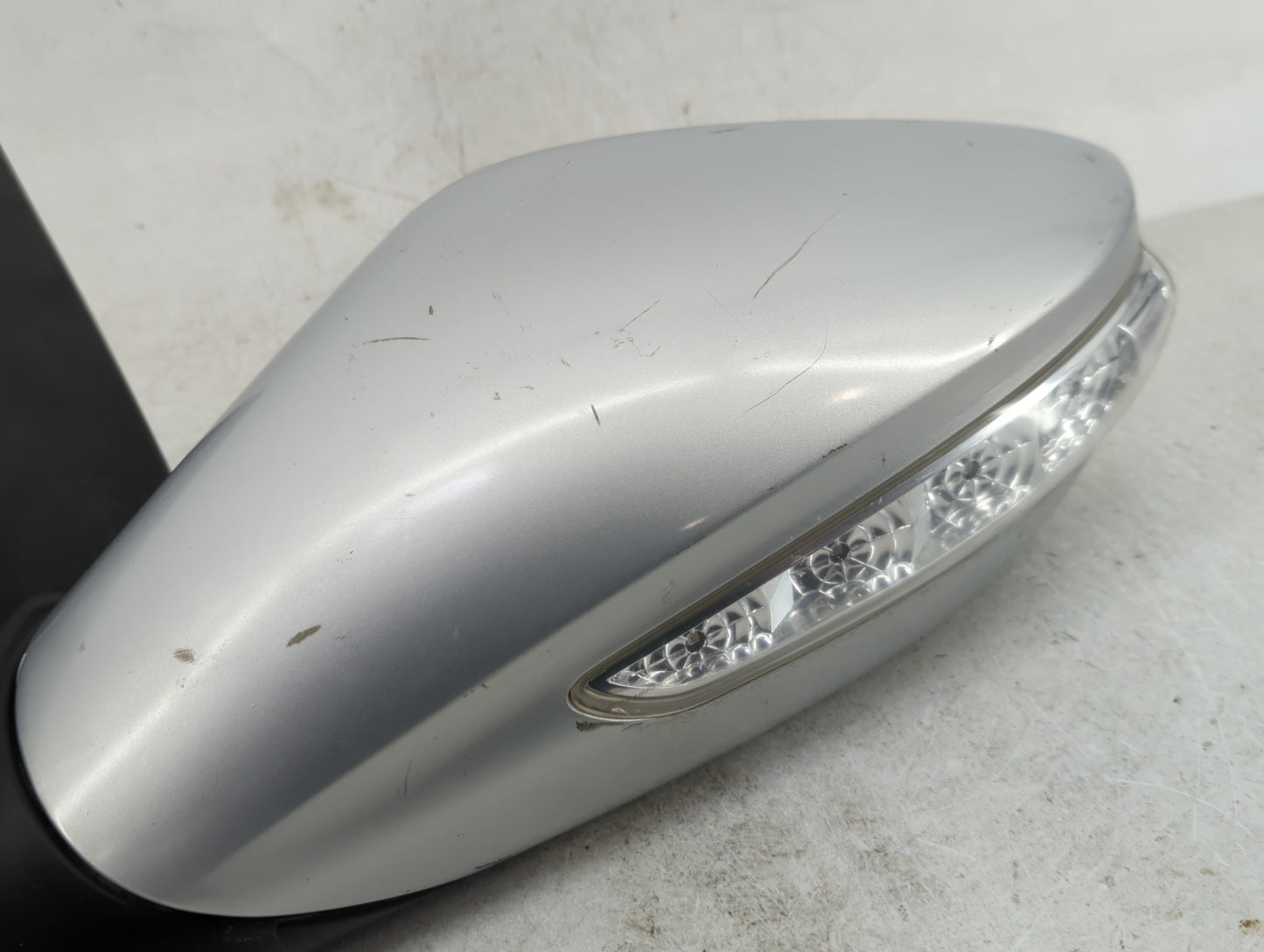 2011-2015 Hyundai Sonata Driver Side View Mirror - Left Door Mirror OEM Used - Oemusedautoparts1.com