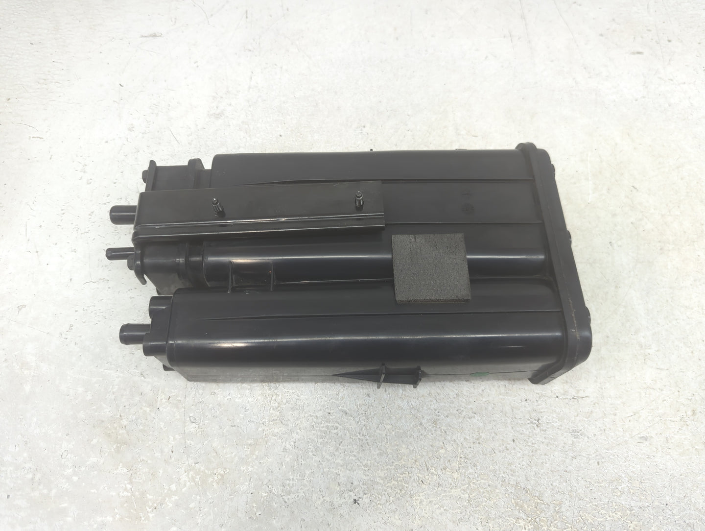2012 Hyundai Sonata Fuel Vapor Charcoal Canister - Oemusedautoparts1.com