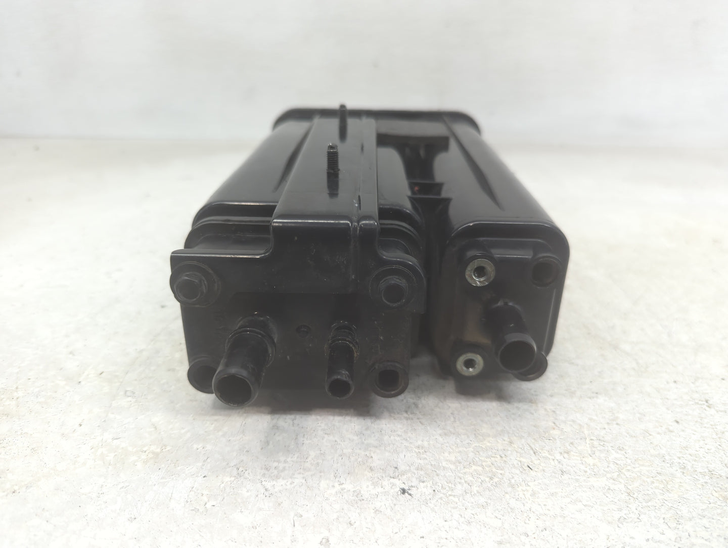 2012 Hyundai Sonata Fuel Vapor Charcoal Canister - Oemusedautoparts1.com